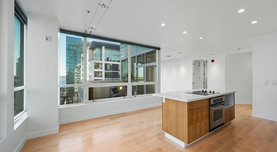 Stunning Views From Spacious Little Italy Property