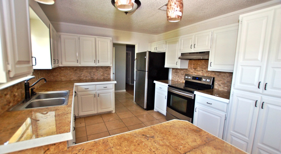 Available for an August Move-in: Large 4 Bed 3 Bathroom with 2 Living Areas