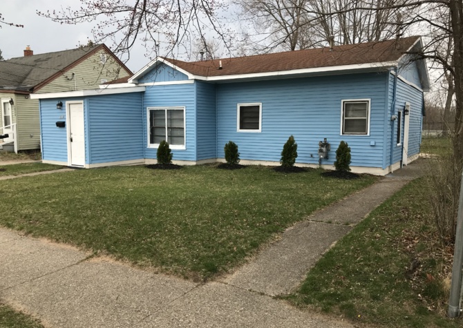Houses Near Adorable Two Bedroom House off Apple Avenue!