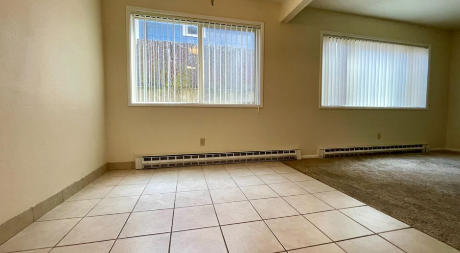 **FREE FIRST MONTH'S RENT** Vintage Main Floor 2 Bedroom in Hollywood District ~ Near It All! Off Street Parking~ Pets Welcome!