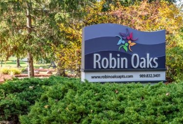 Robin Oaks Apartments
