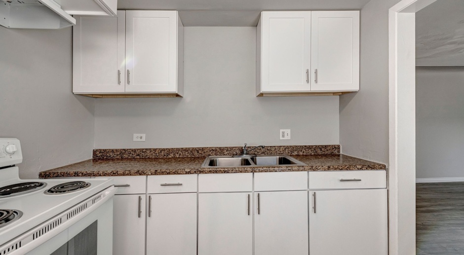 Move In Special Offered!! Renovated 1-2 Bedrooms and 1 Bathroom Units Available