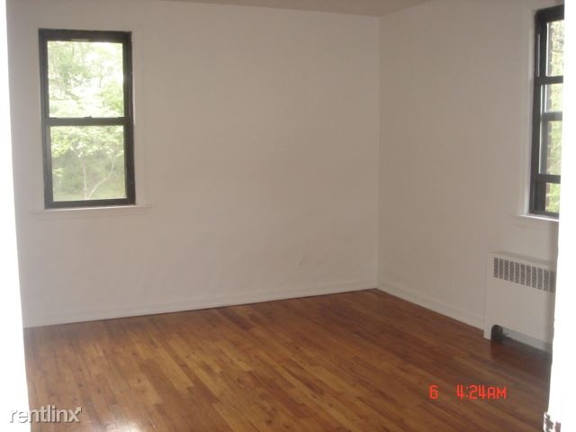 Delightful 1 Bedroom Apartment - Laundry On Site - H/HW - Parking - New Rochelle