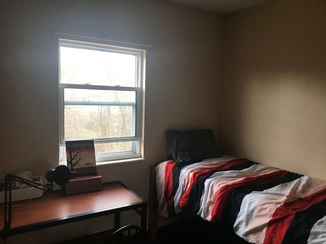 University Gate Lease Takeover/Sublet Reduced Rate