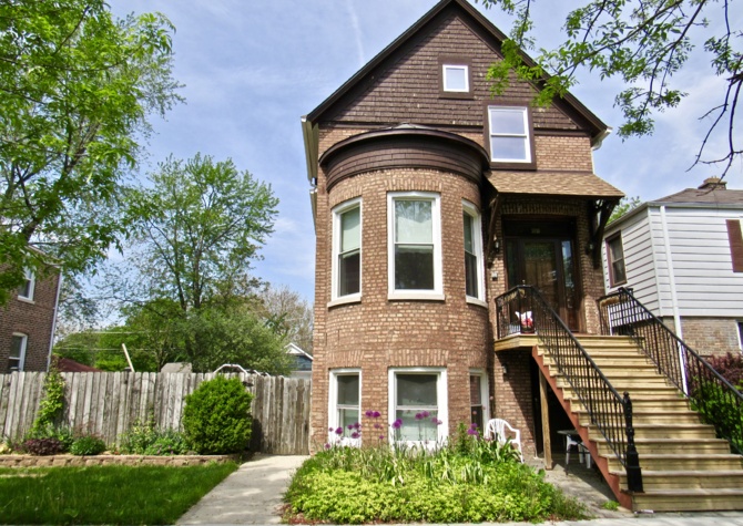 Houses Near Wonderful 4 Bed + Den / 2 Bath Duplex! Just Rehabbed! Water Included!