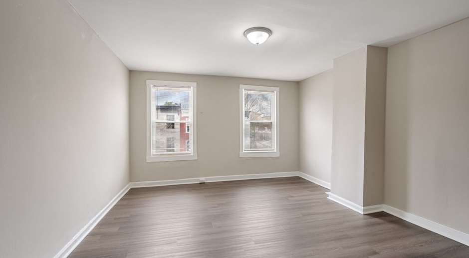 Conveniently located near transit friendly street! 