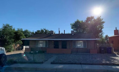 Apartments Near New Mexico Wilmoore Dr. SE - 1009 & 1011 for New Mexico Students in , NM