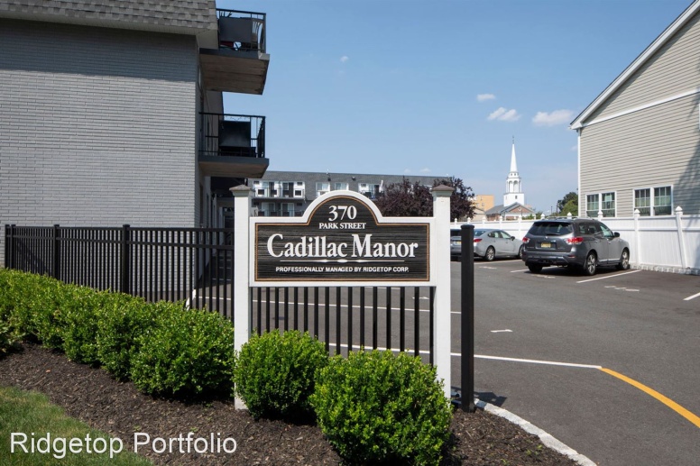 Cadillac Manor: In-Unit Laundry, Heat, Hot & Cold Water Included, Cat & Dog Friendly, and On-Site Storage