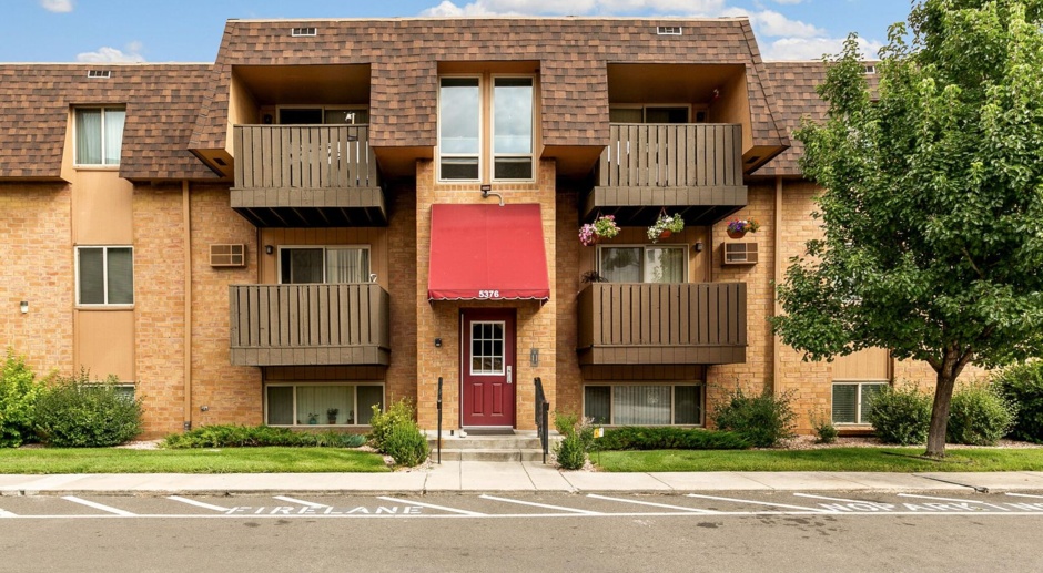 OLDE TOWN ARVADA - GREAT LOCATION!!  2 BEDROOM APARTMENTS