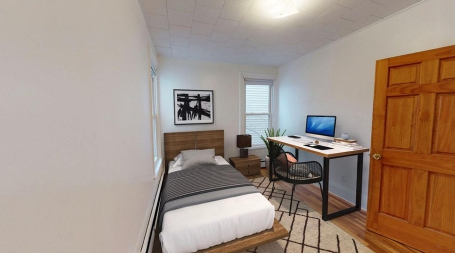 Private Bedroom in Spacious Dorchester Apartment with Back Porch