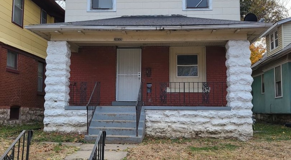 2833 Olive St | $1,200 | 4 Bed, 1 Bath