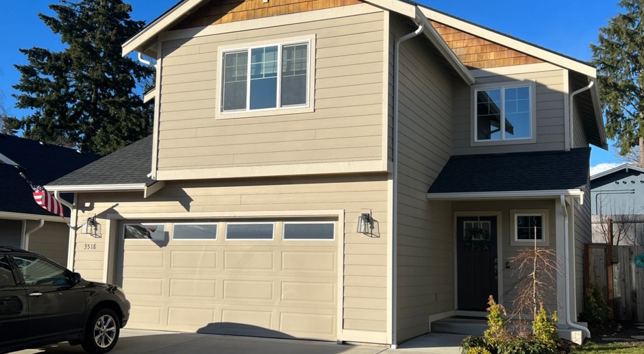 Modern Charm: Spacious 4-Bedroom Home in East Bremerton