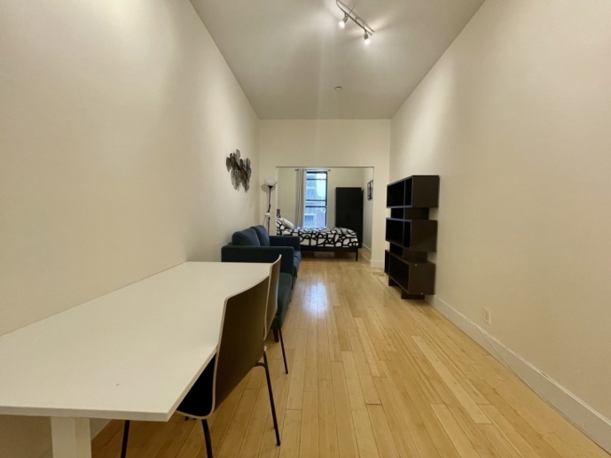 Room for Sublet  Lawrence