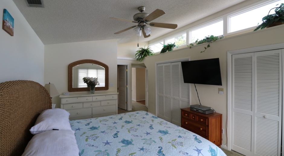 Beautiful  3-Story North End Seasonal Rental Just Steps to the Beach! 
