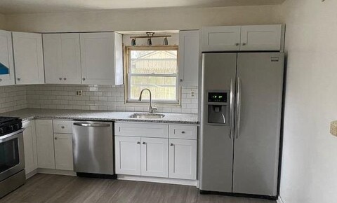 Houses Near Star Career Academy-Audubon 3 bedrooms, 1 full bath, a brand new kitchen with stainless for Star Career Academy-Audubon Students in Audubon, PA