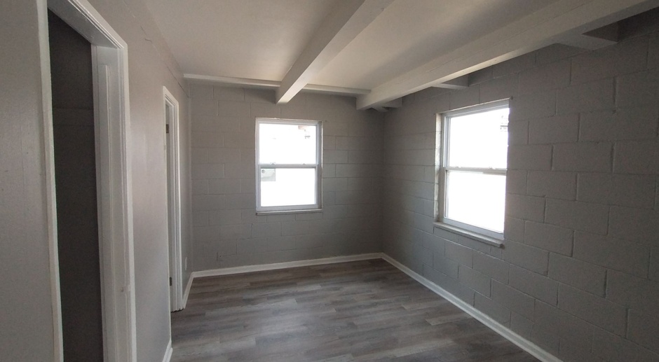 $650 - 1 bed 1 bath - Remodeled Duplex Accepting Housing Vouchers