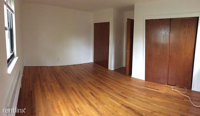 Renovated 1 Bedroom Apartment with Laundry On Site - 1 Car Garage - Harrison