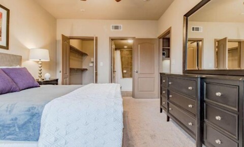 Apartments Near Lone Star College- Tomball 11925 Jones Road for Lone Star College- Tomball Students in Tomball, TX
