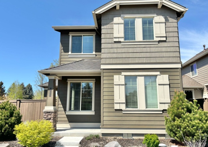 Houses Near Stunning 3Bed 2Bath home in Redmond, OR!