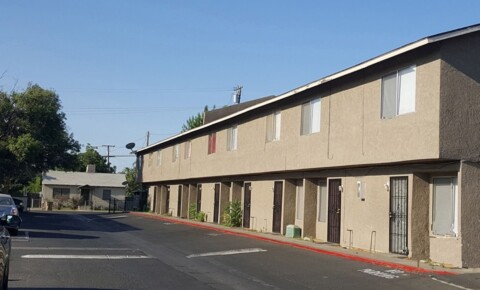 Apartments Near Lyles Bakersfield College of Beauty Larcus Avenue Townhomes  for Lyles Bakersfield College of Beauty Students in Bakersfield, CA