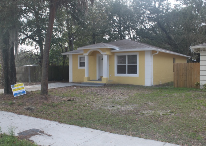 Houses Near TAMPA-For Rent