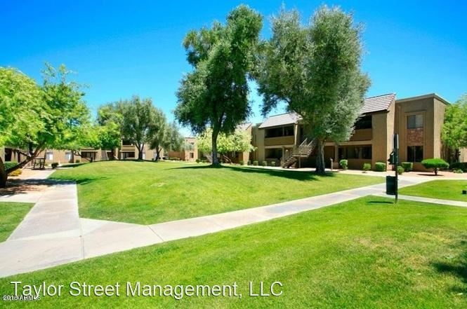 CLEAN CONDO IN GREAT SCOTTSDALE LOCATION