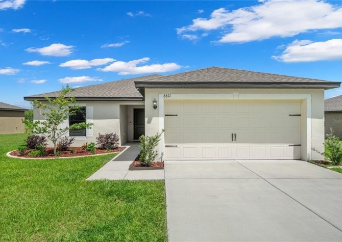 Houses Near Gated Community with Pool!  Brooksville 3 Bd Beauty!