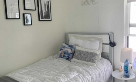 Westmont Student Apartments For Rent | College Student Apartments