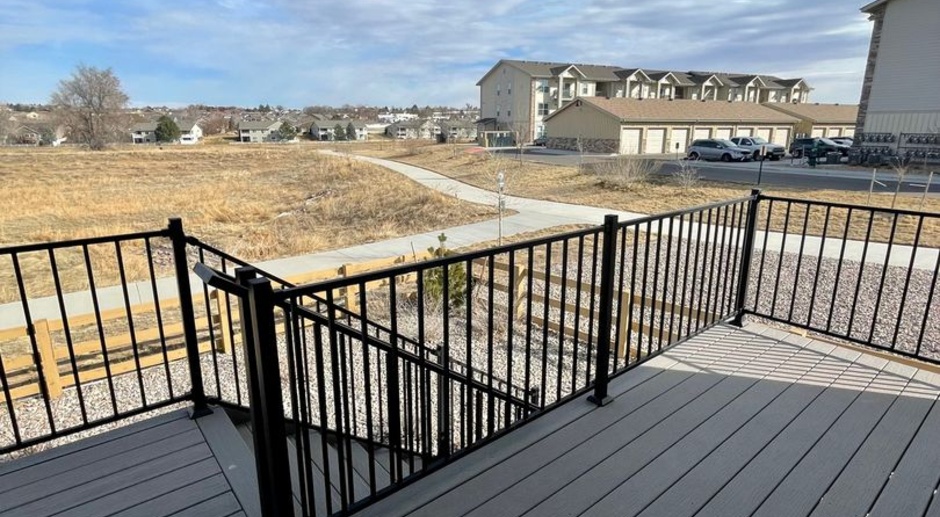 Stunning Newer Build 4 Bed 3 Bath home in Greeley! ALL UTILITIES INCLUDED!!