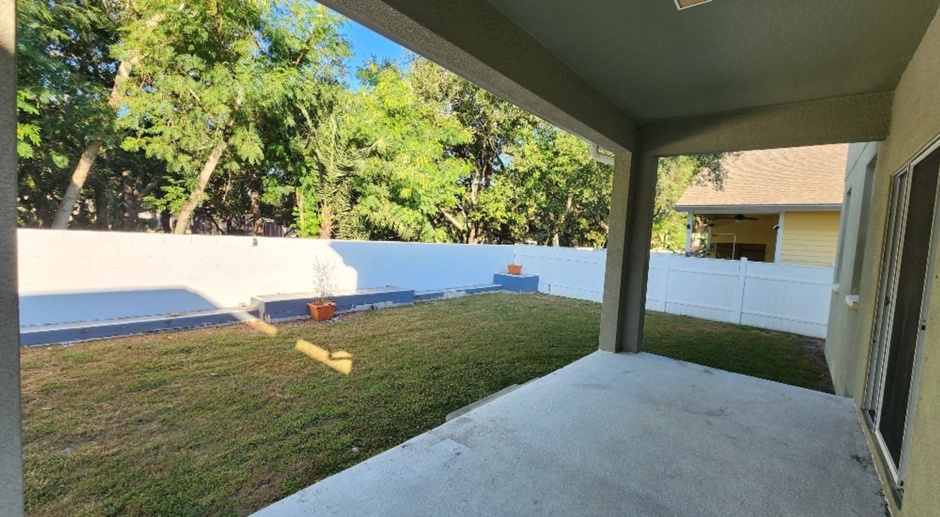 Gorgeous 4-Bedroom, 3-Bathroom Home in Tampa