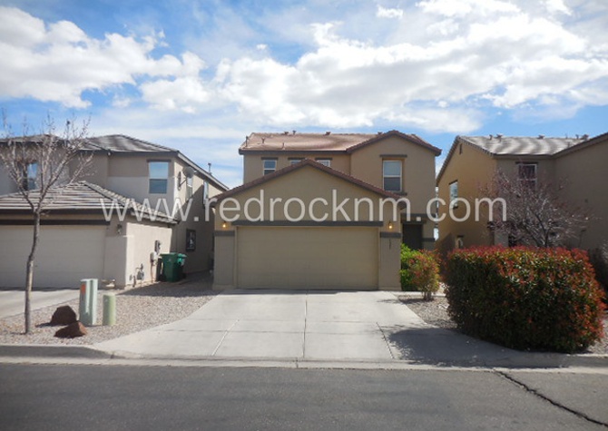Houses Near Gorgeous 3BR+Den in Gated Rio Rancho Community!