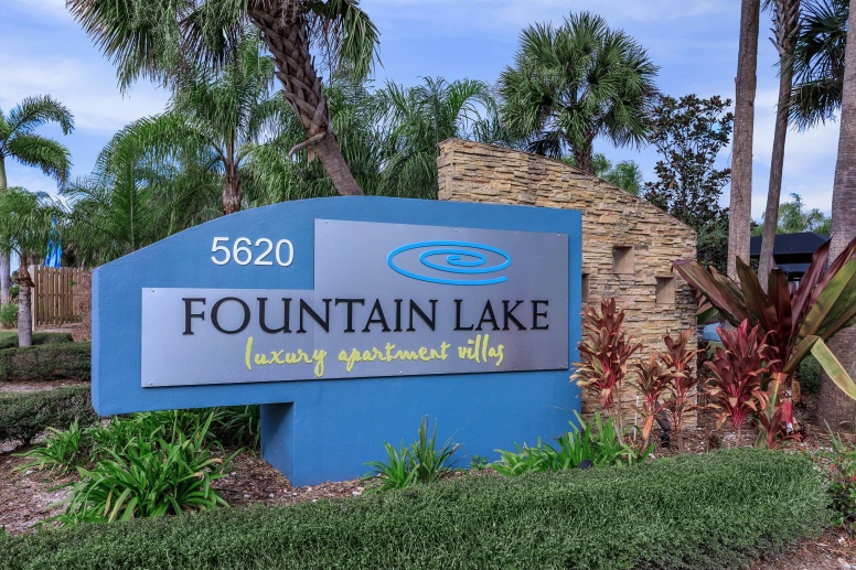 Fountain Lake