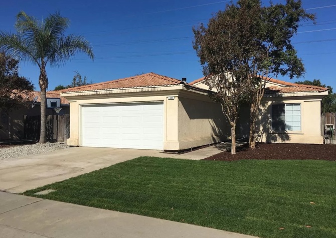 Houses Near For Rent 3 bedroom Home in Manteca 