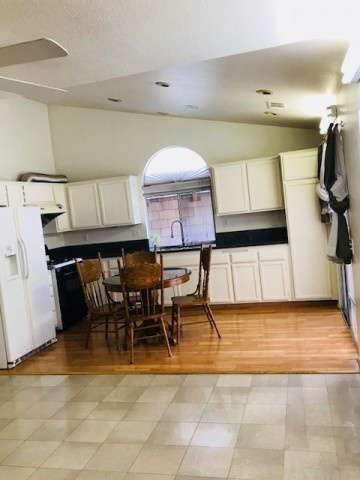 1 Unit - Back portion home for Rent-Comparable with 1 bed room apartment (POMONA)