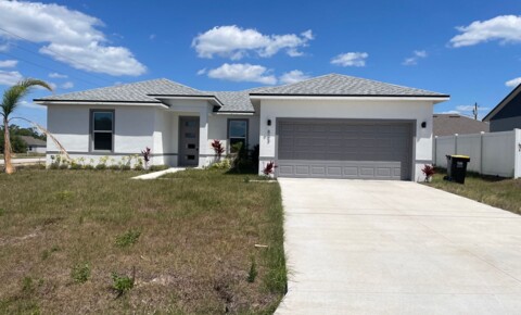Houses Near Florida Beautiful 4 Bd/2Ba Home in Poinciana!!  for Florida Students in , FL