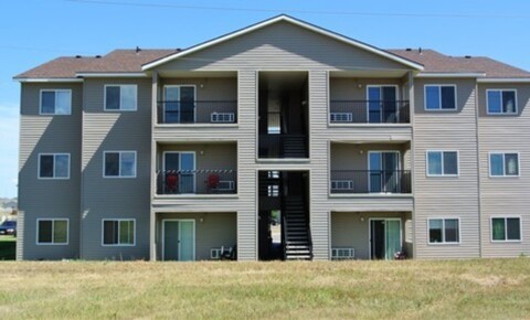 Apartments Near Minot 1628 20th Ave NW for Minot Students in Minot, ND