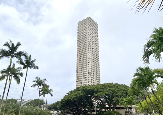 Houses Near Furnished Studio in Pearl City Twin Towers