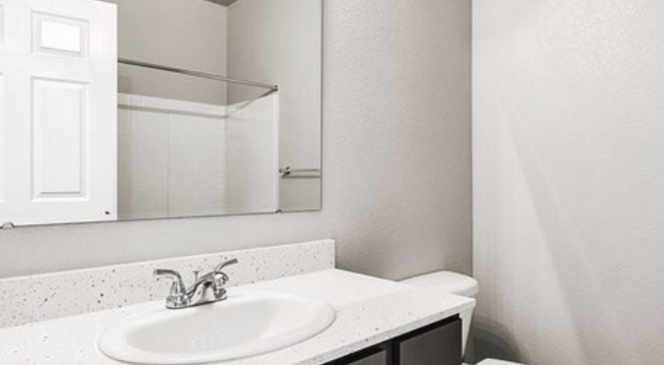 Modern Elegance Awaits: 2-Bed, 2-Bath Apartment with Stylish Amenities