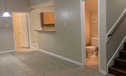 Apartments Near UH 5913 Allison Rd for University of Houston Students in Houston, TX