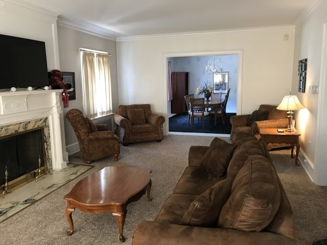 FALL SPECIAL ....NOW BOOKING for May 2023 Wilkes & Kings   (walk to class)  All inclusive student apartments Mansion style living...Rooms for singles and apartments for groups of 3 or more