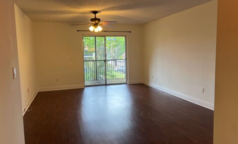 Apartments Near City College-Hollywood Awesome upstairs 1/1 in Pretty Gated Community in Pompano Beach for City College-Hollywood Students in Hollywood, FL