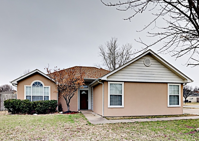 Houses Near Super 3 bedroom home in Owasso!