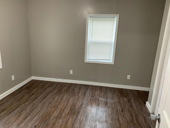 Newly remodeled 1 bedroom 