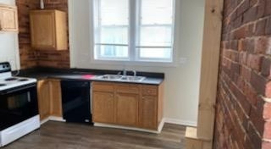 $500 CASH IF YOU RENT THIS UNIT FOR AUGUST!