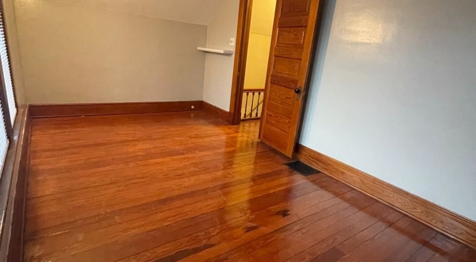 Short Term Living in our Downtown A2 - Three Bedroom! (April to July 2024 Lease)