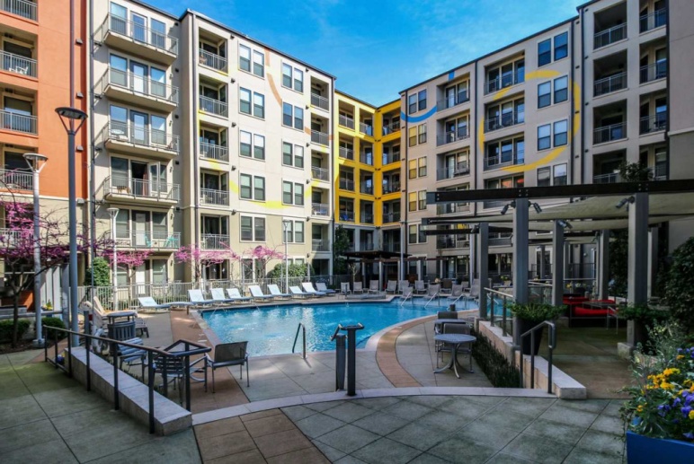 1 BR Apartment close to Vanderbilt and Belmont (short term until March); rent negotiable
