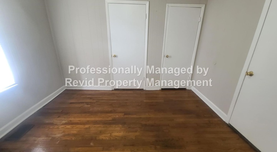 Spacious 3 Bedroom Close to the University of Memphis