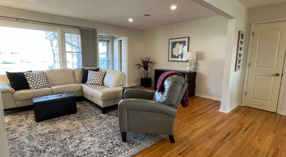 Remodeled Ranch Style Near Mayo Clinic