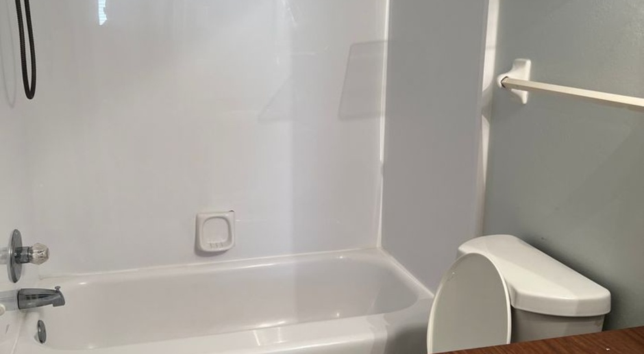 1 Bedroom 1 Bath unit located in Scenic Villager West near Vanderbilt and Belmont!
