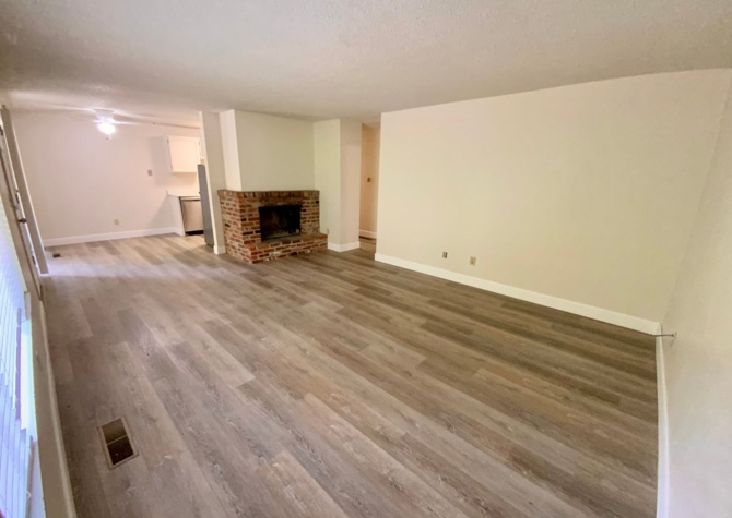 Houses Near Nicely Renovated 2 Bedroom, 1 Bath Duplex with Washer/Dryer Hookups + Off Street Parking